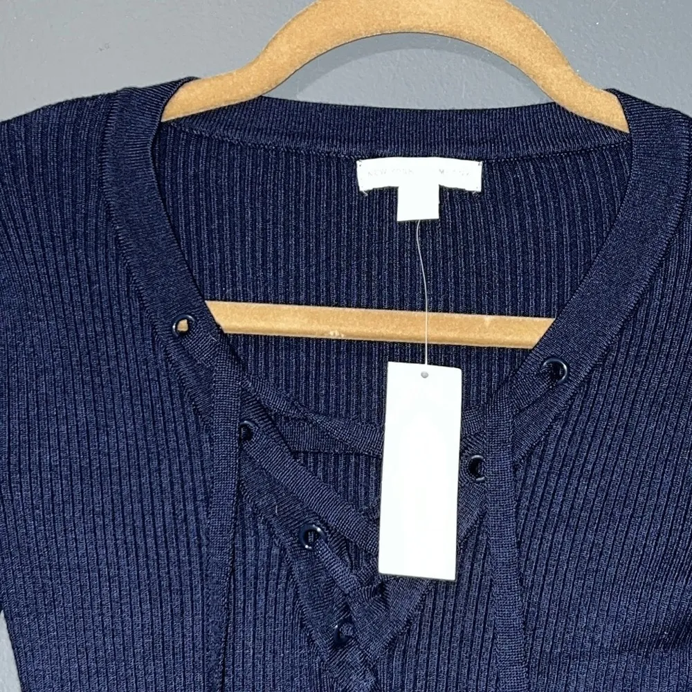 New York & Company size XS dark blue ribbed lace up v - Image 2