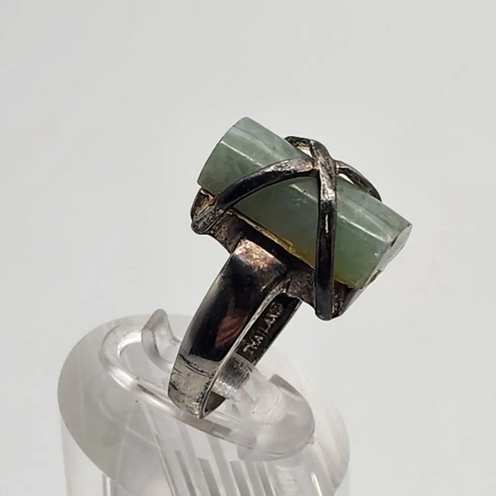 Sterling Silver & Cylindrical Jade Ring (6.5) Green - Image 4
