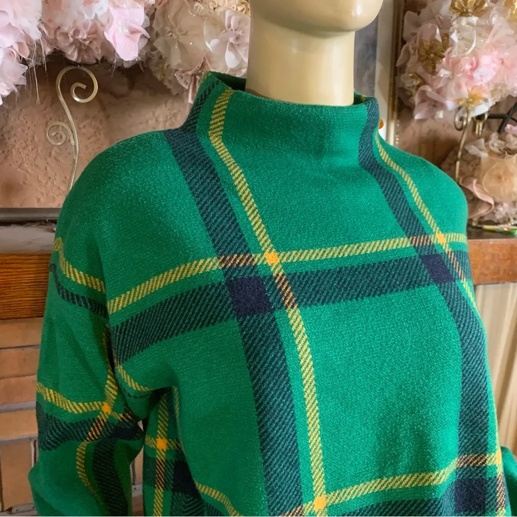 TAHARI GREEN, BLUE & YELLOW PLAID MOCK NECK SWEATER (XL) - Image 7