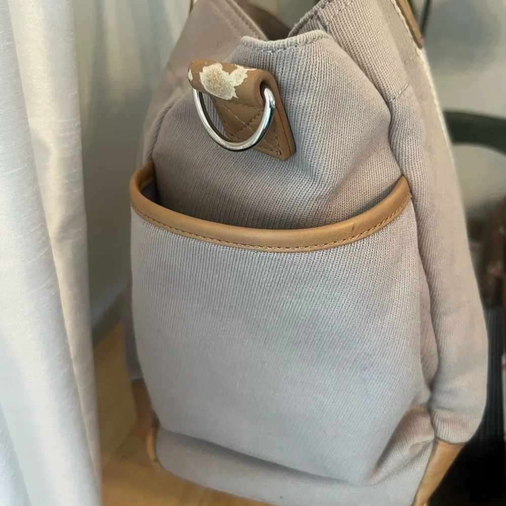 Pottery barn diaper bag gray - Image 3