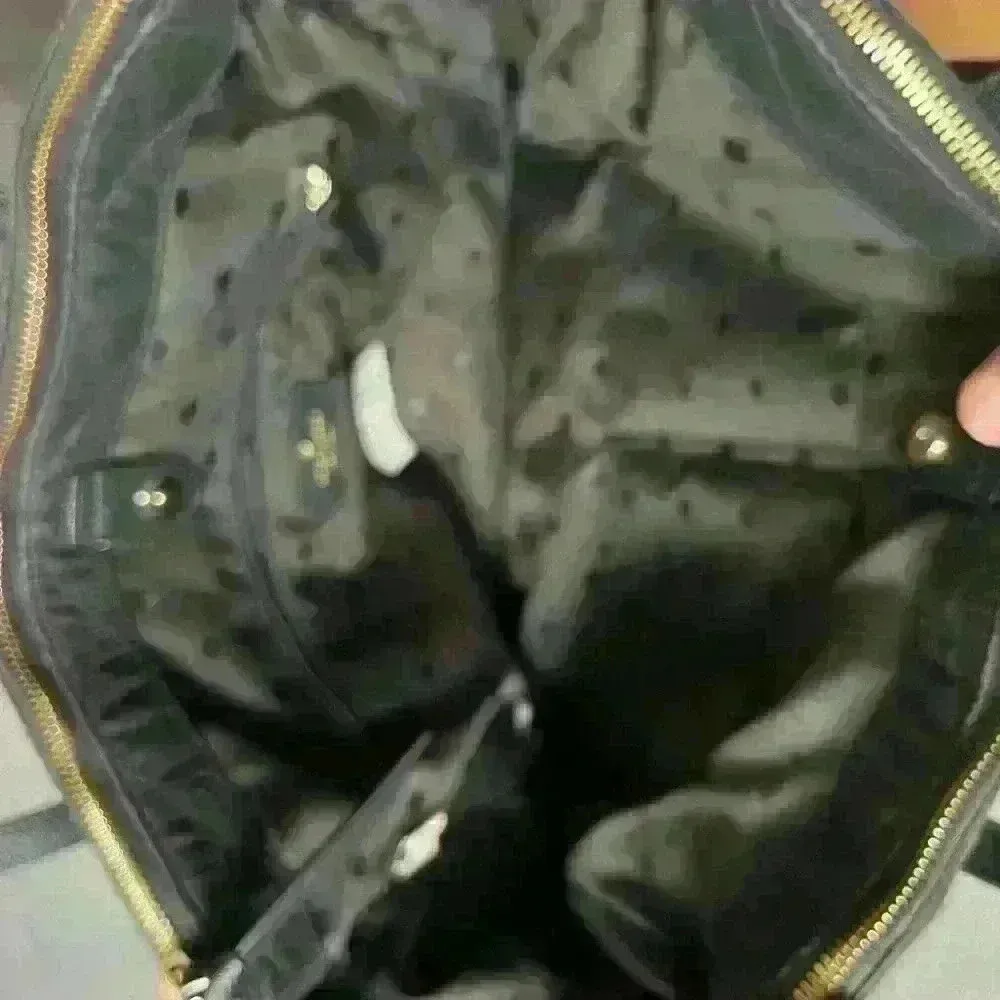 Kate Spade Quilted Tote/Diaper Bag - Image 9