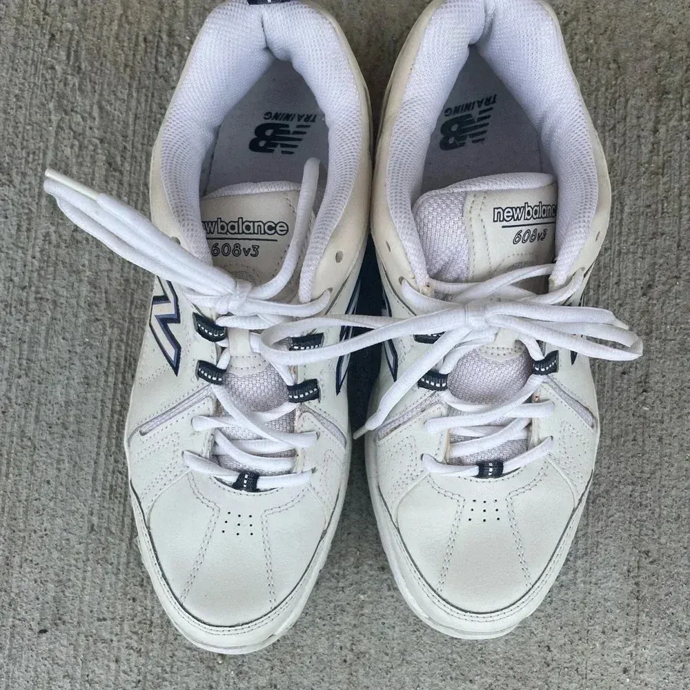 New Balance Shoes Womens Size 10 608V3 White Walking Comfort Lace Up WX608V3W - Image 4