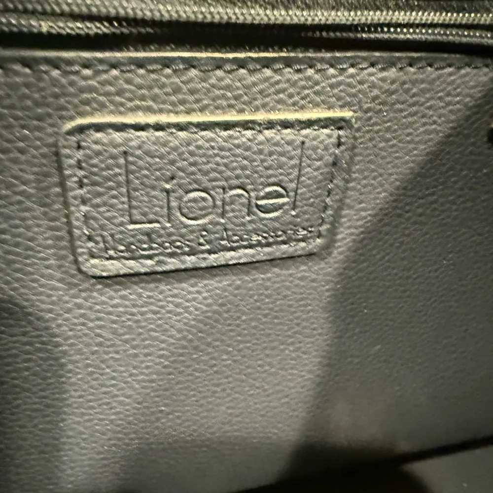 Lionel Regan Cobalt Blue Tote Bag - Image 7