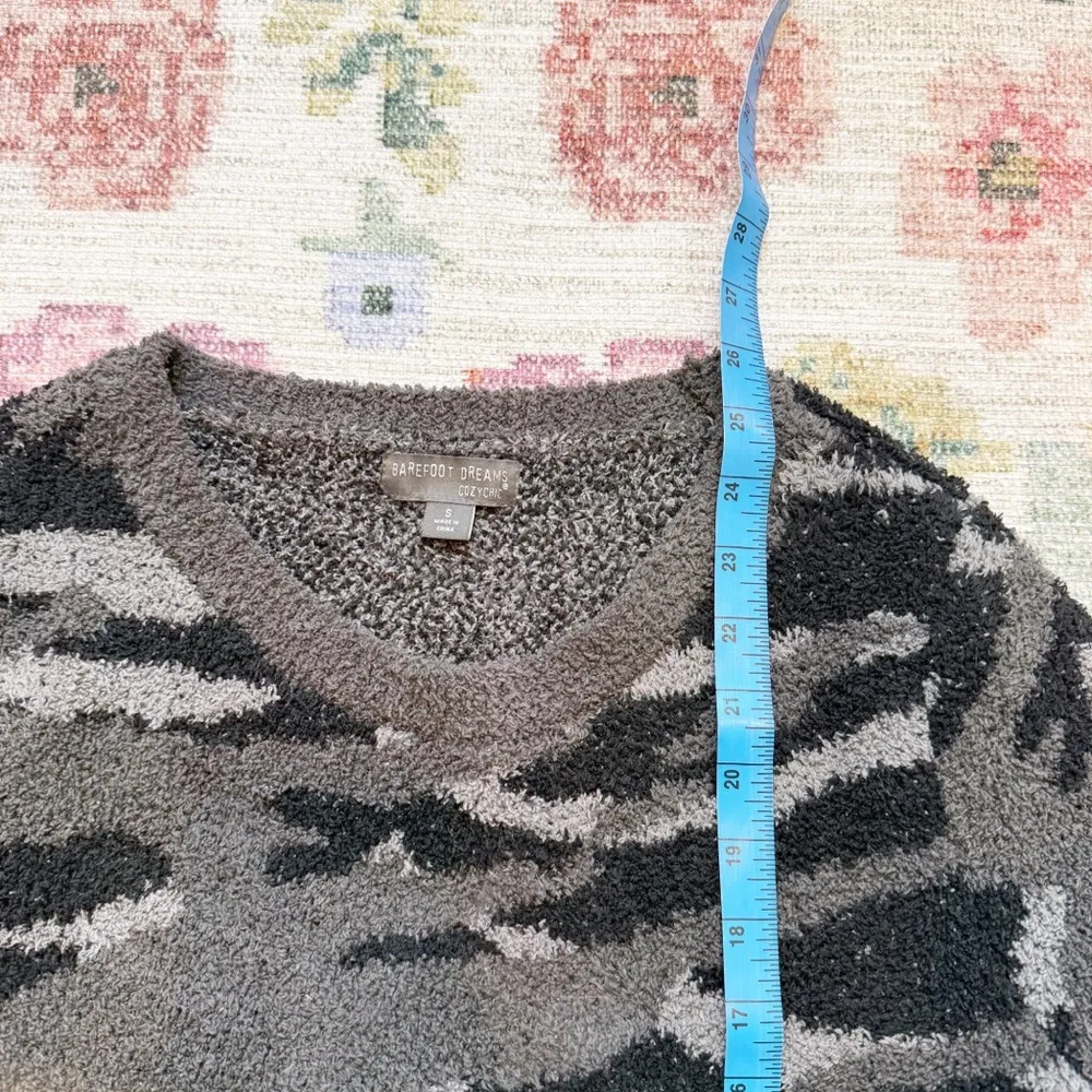 Barefoot Dreams Cozy Chic Seaside Crew-Neck Pullover Carbon Camo - Image 5