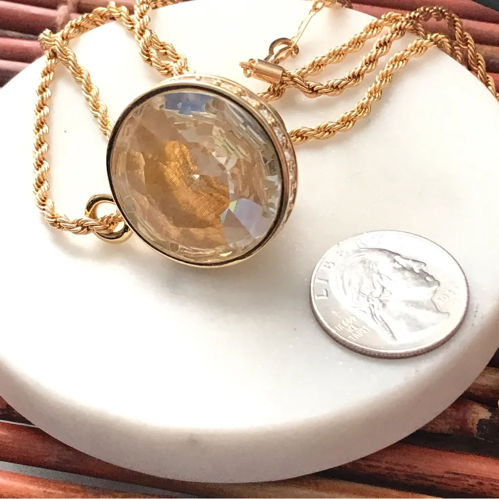 Swarovski Crystal Kaleidoscope pendant Necklace Goldtone 32” twisted rope chain - Image 14