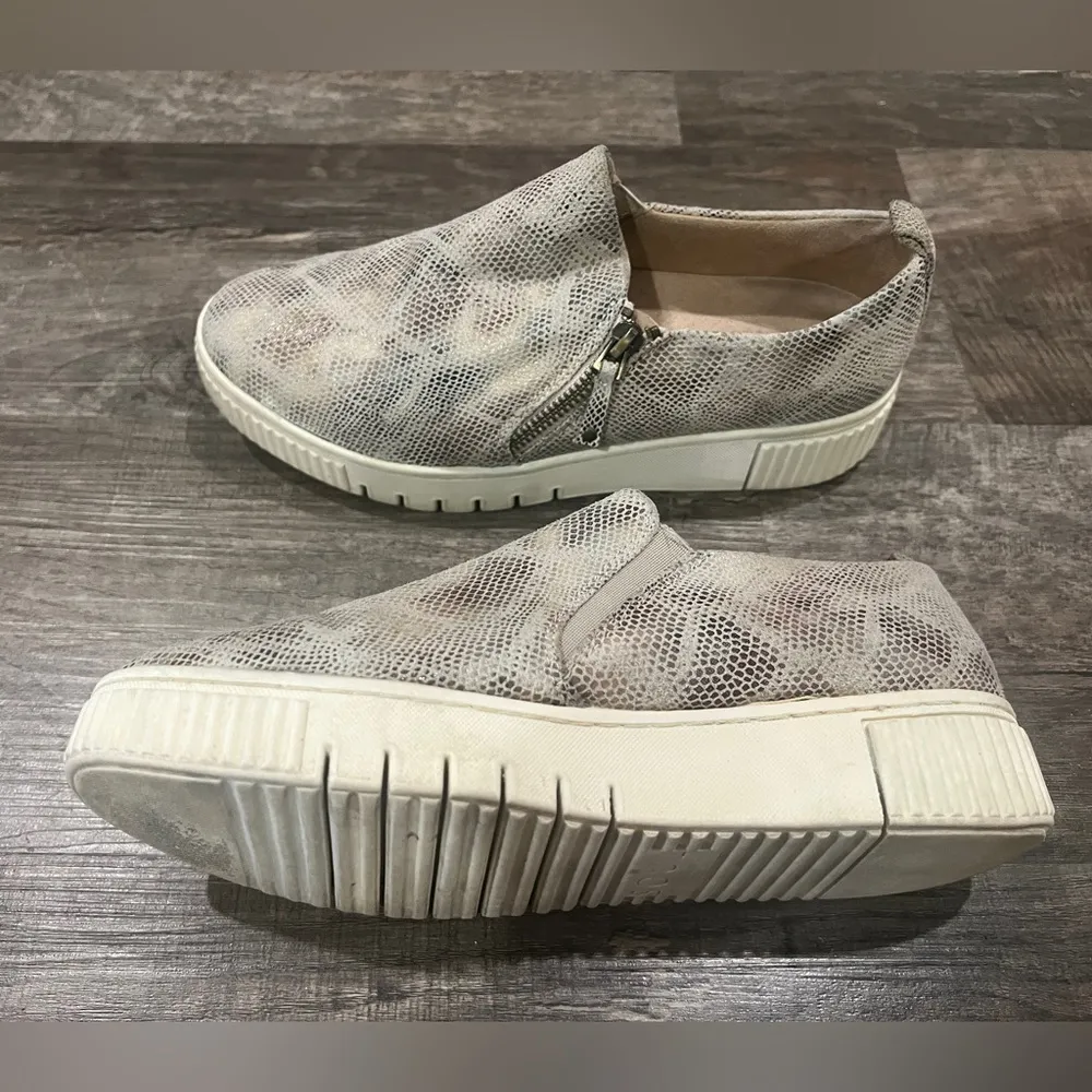 FINAL PRICE Naturalizer SOUL TURNER SLIP ON SNEAKER - Image 6