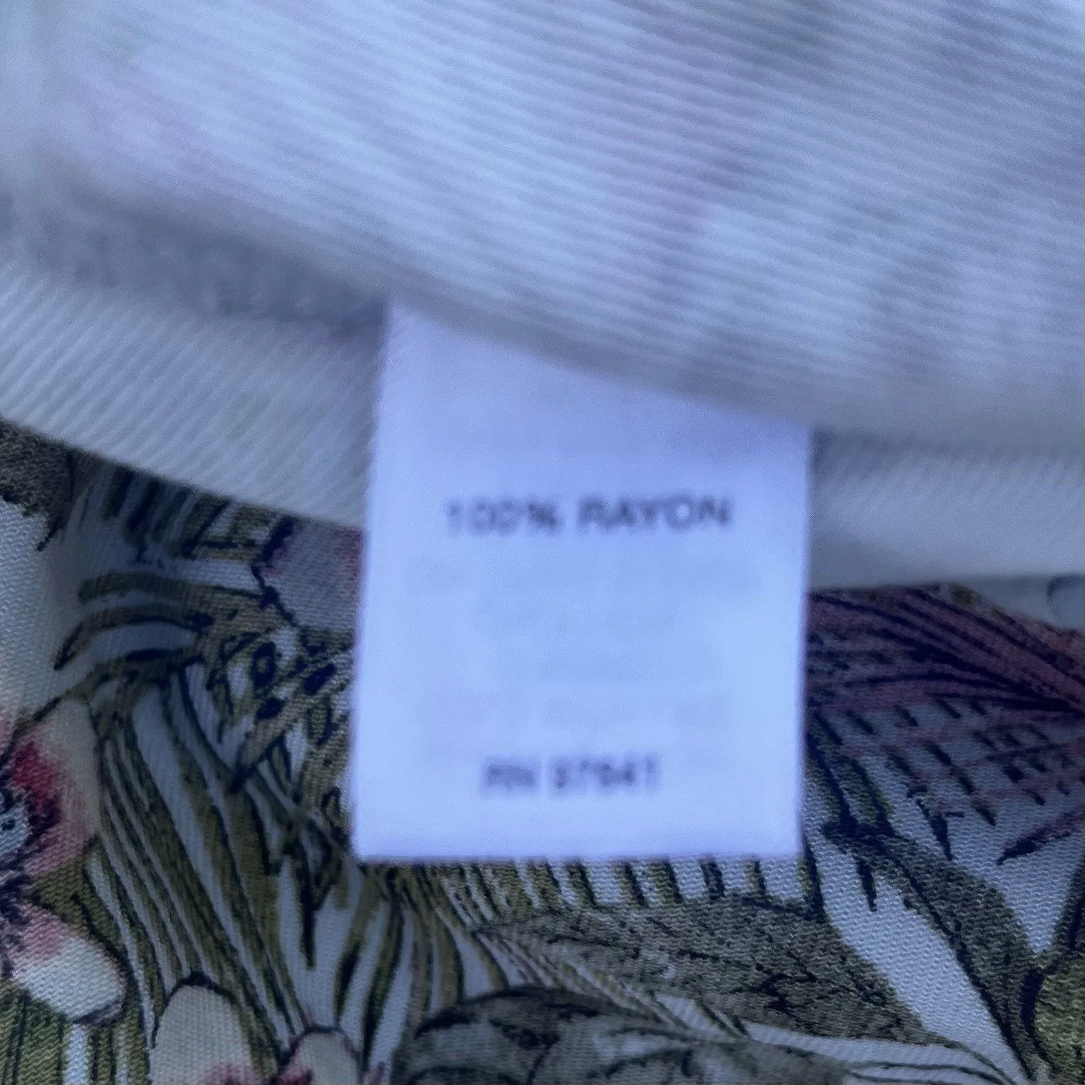 J Jill Floral Pull On Shorts Elastic Waist Size Medium Petite Island Beach Vaca - Image 8