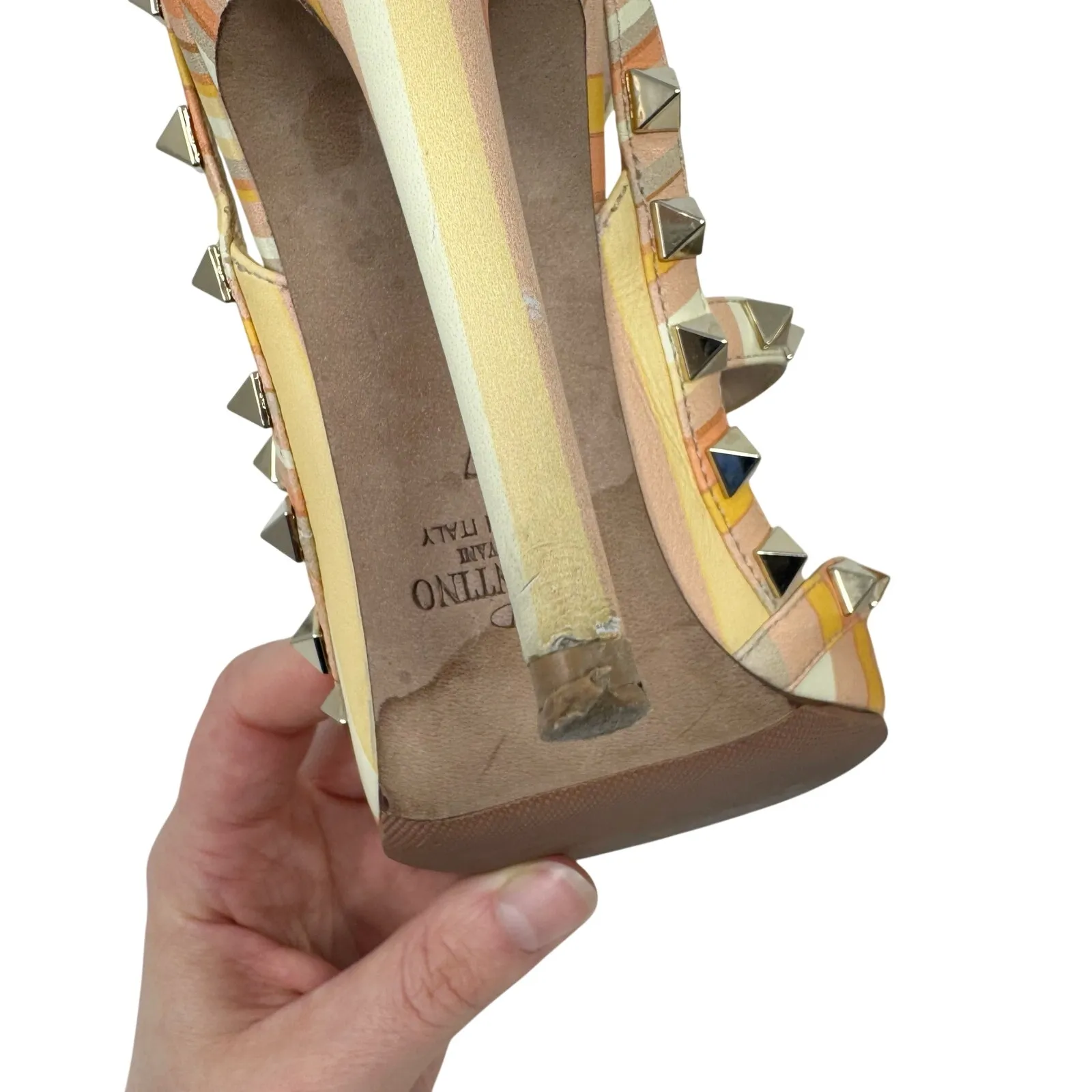 Valentino Garavani 1973 Rockstud Rainbow Chevron T-Strap Pointed Toe Pump 37 EU - Image 9