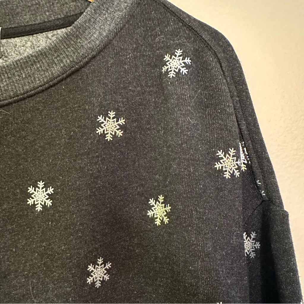 Wildfox Silver Metallic Snowflake Dark Gray Road Trip Sweatshirt - Image 6