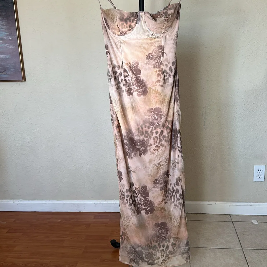 HOUSE OF CB L A-C 'Aiza' Cream Floral Print Maxi Dress‎ NWOT - Image 4