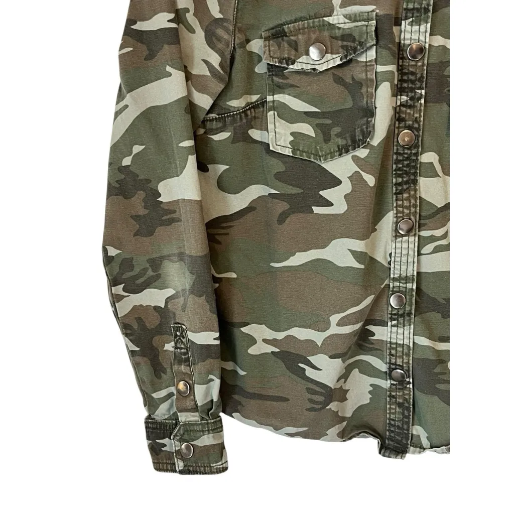 Forever 21 Jacket Juniors Medium Green Camo Full Snap Front Long Sleeve Collar - Image 4