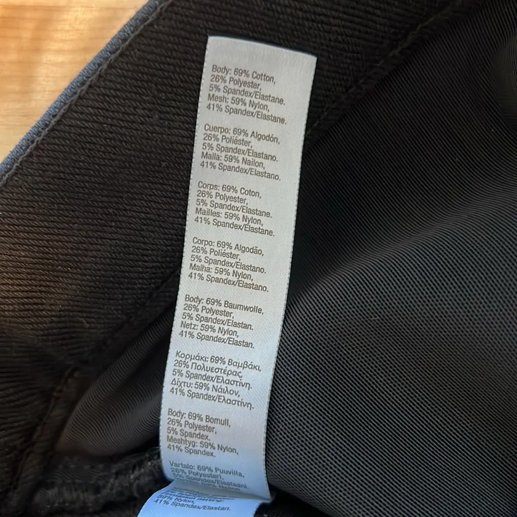 SPANX Mid-Rise Pull On Shaping Ankle Jean Legging Jegging Pant w/Pockets, Medium - Image 8