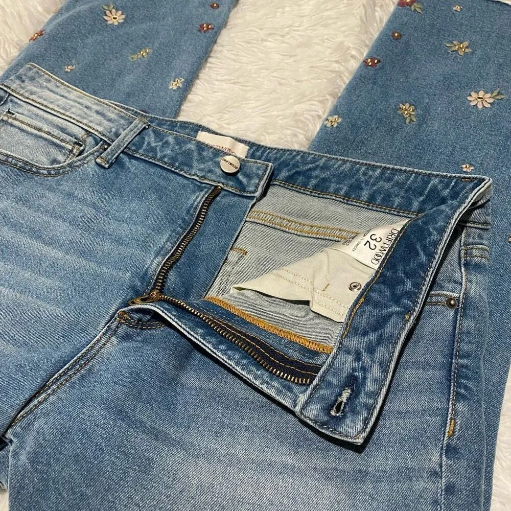 Driftwood Colette Embroidered Crop Straight Jean in Prairie Size 32 - Image 6