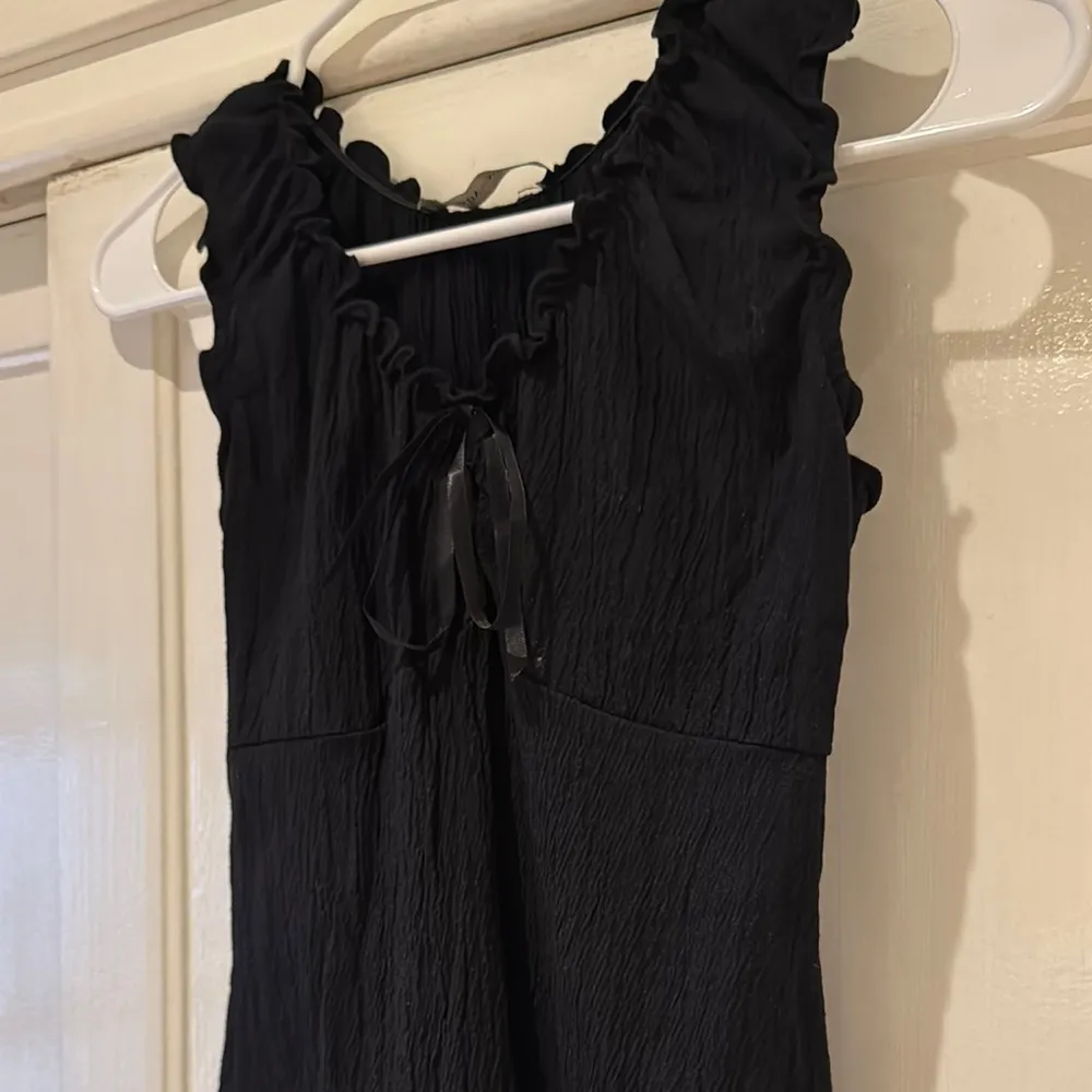 Brandy Melville Black Sleeveless Top - Image 2