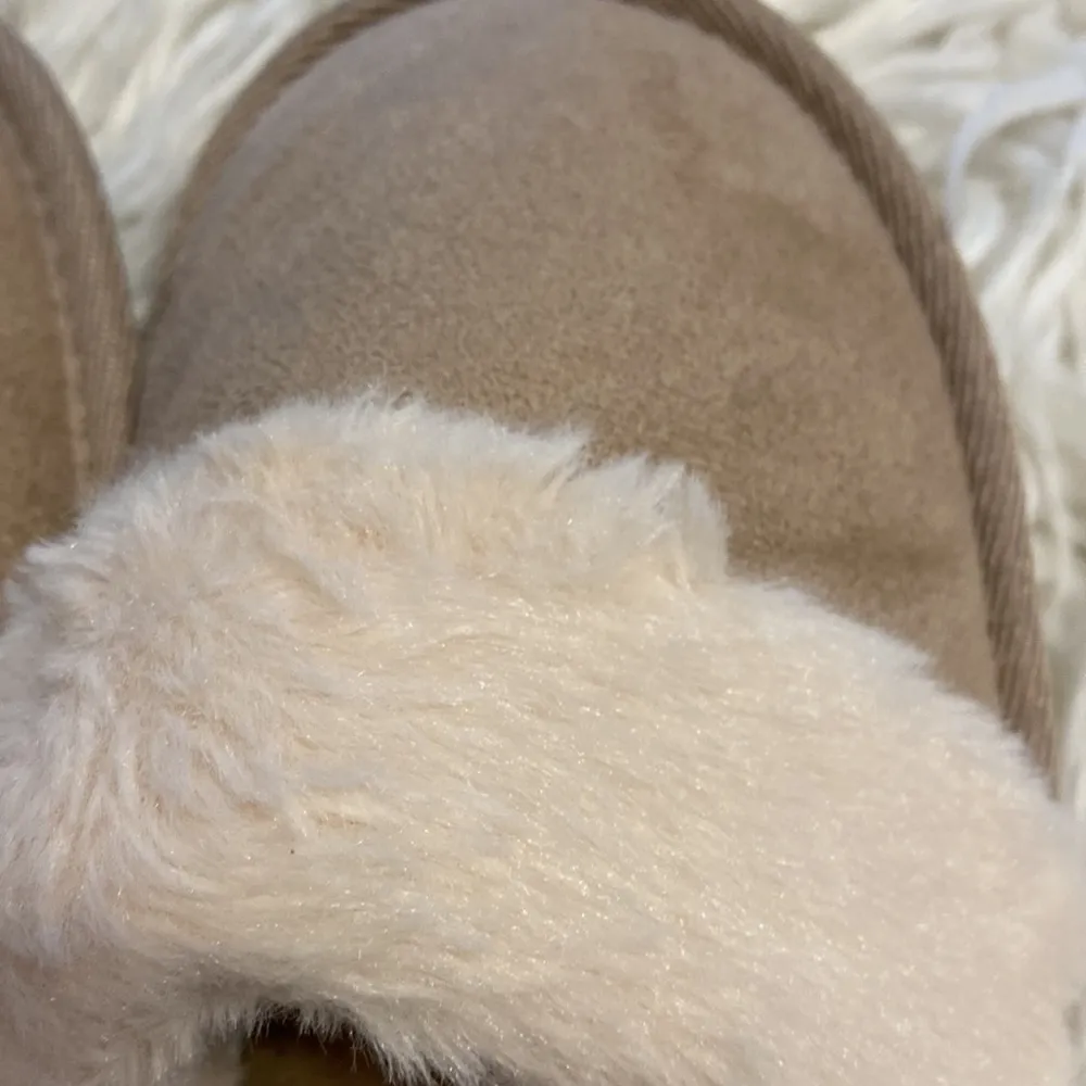 Chinese Laundry Slippers size XS/S brand new with tags - Image 4