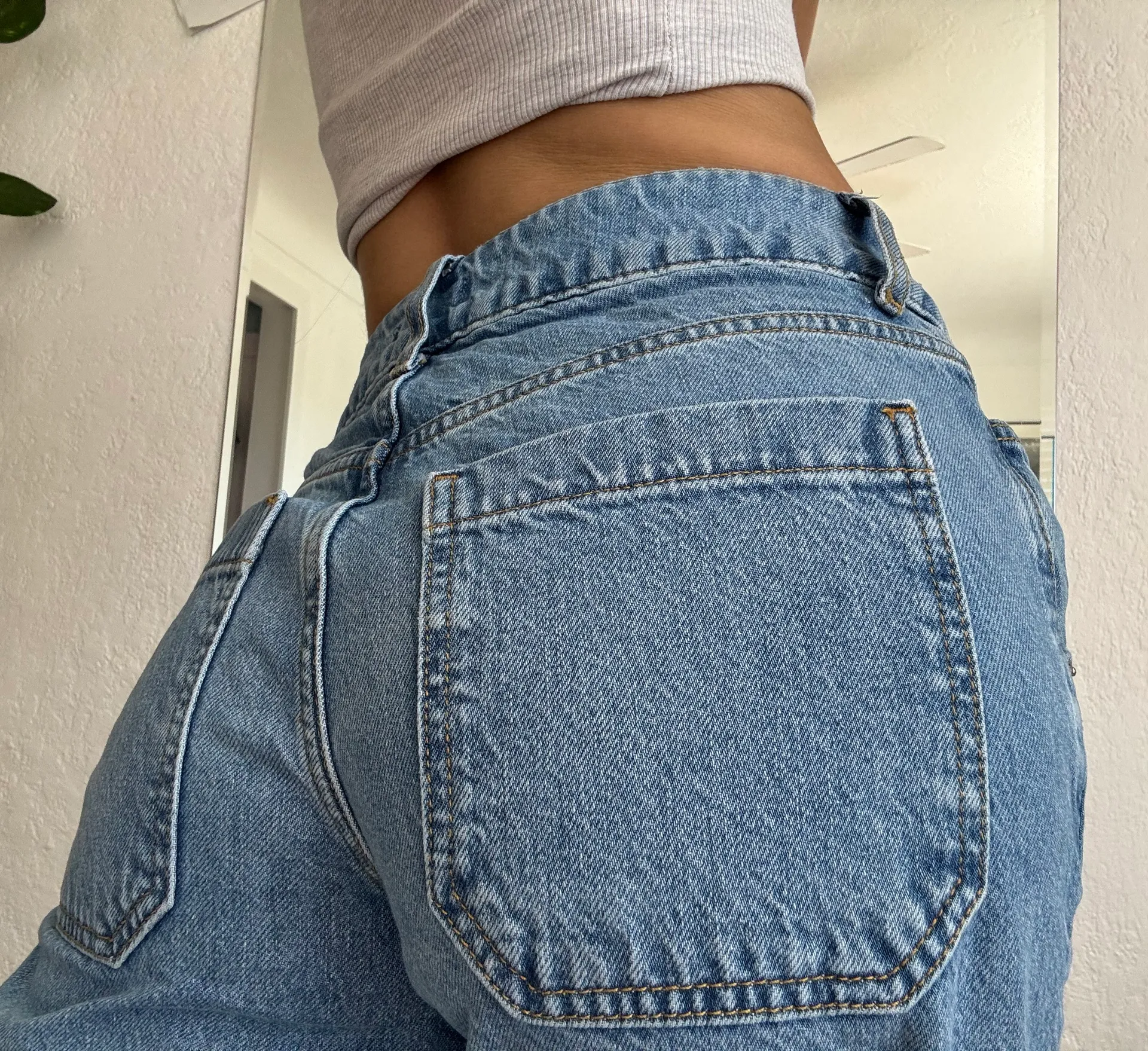 Jeans - Image 2