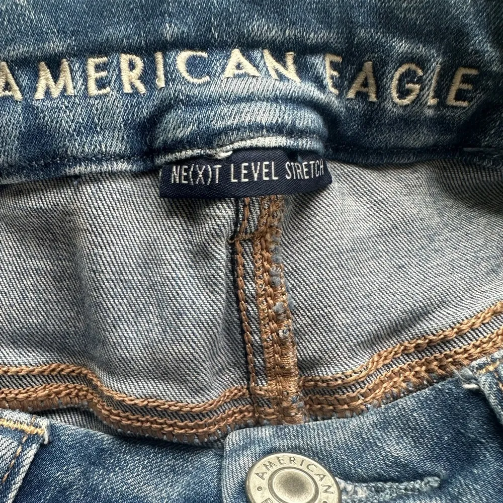 American Eagle Outfitters NE(X)T Level Stretch Curvy HI-Rise Shortie Shorts 6 - Image 4