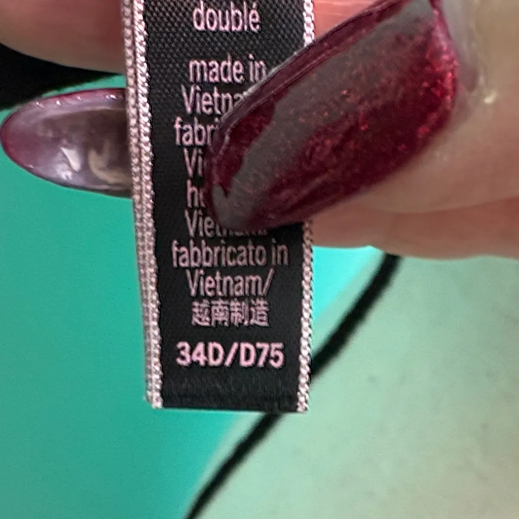 Victoria's Secret  Black Lace Bra Set - Image 11