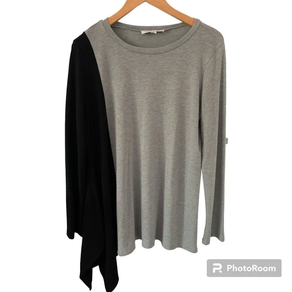 Karen by Karen Kane Gray Black Asymmetrical Minimalist Light Sweater Top Size L - Image 3