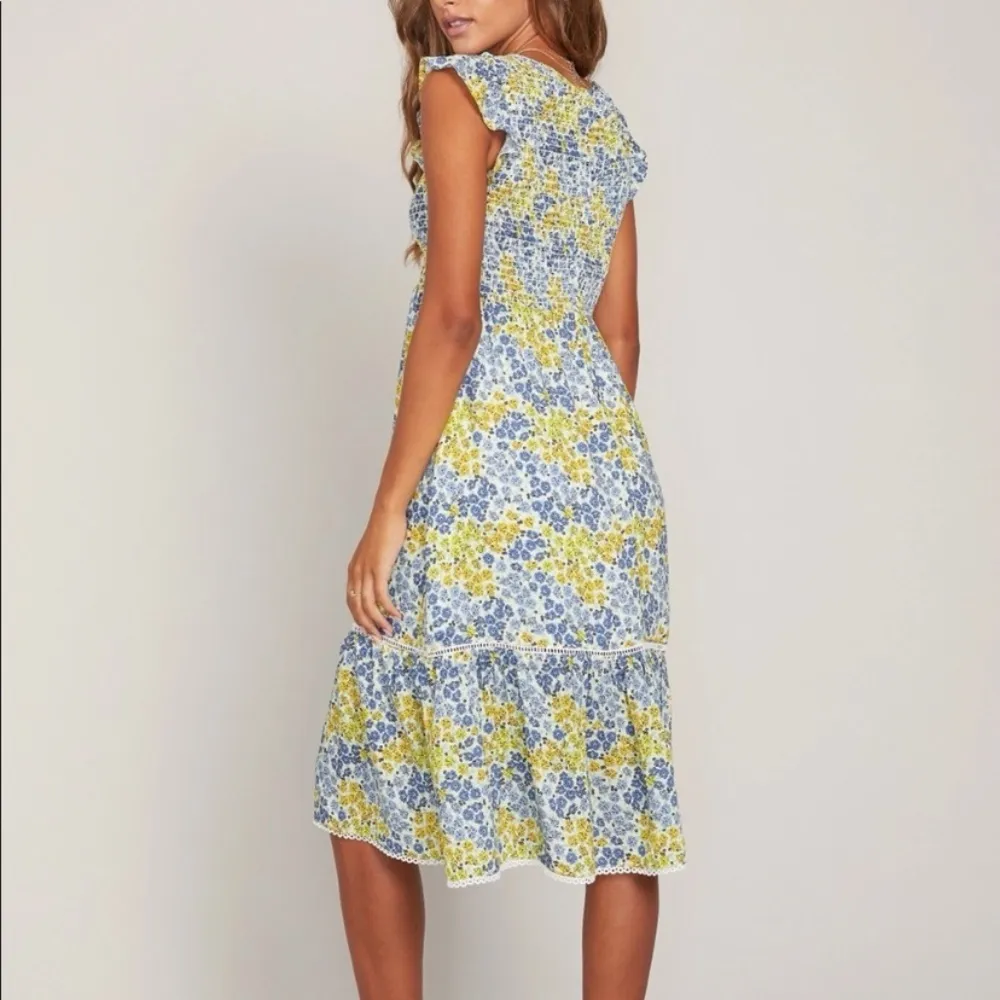 Lost + Wander Smocked Bodice S/S Blossom & Bloom Blue Yellow Floral Dress Sz L - Image 3
