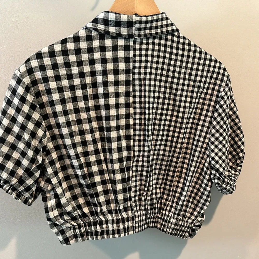 Promesa Small Carefree Heart Cropped Gingham Button-Up Shirt - Image 7