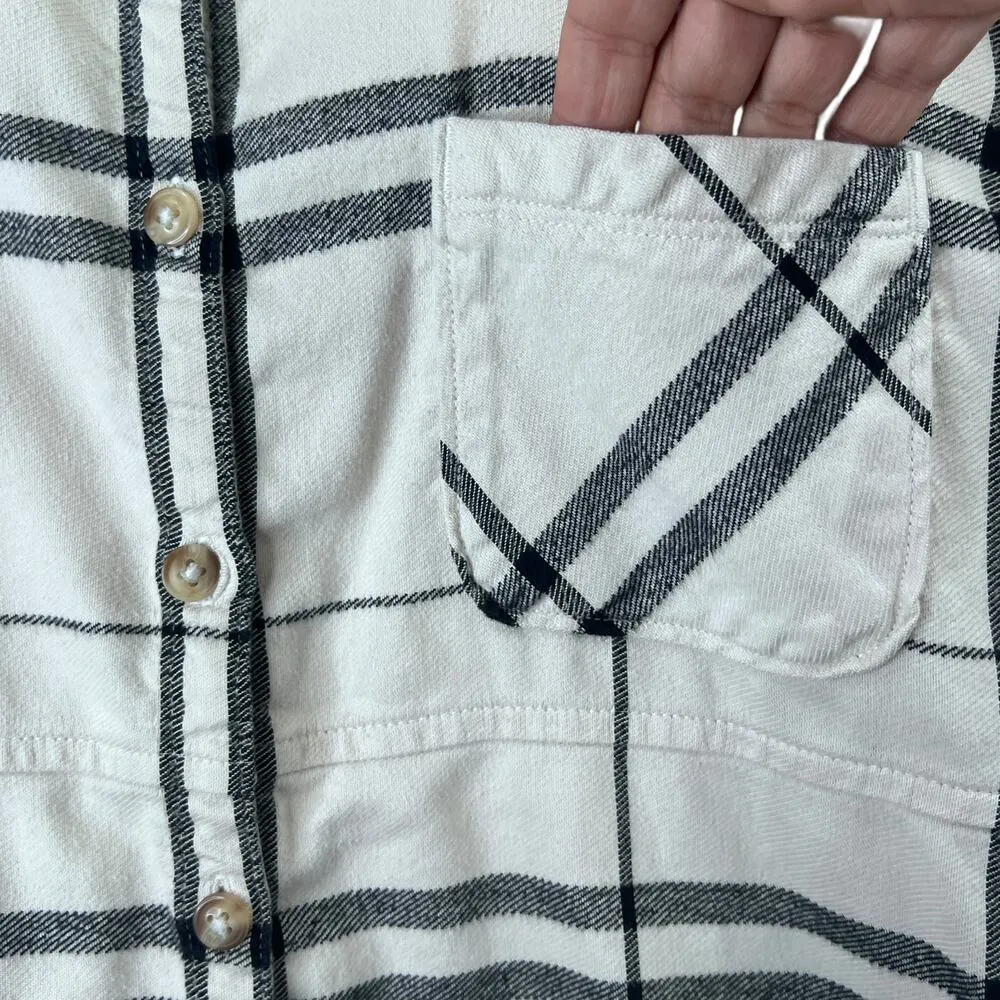 The North Face Boyfriend Plaid Flannel Top Cream Womens M Button Front Tunic - Image 5