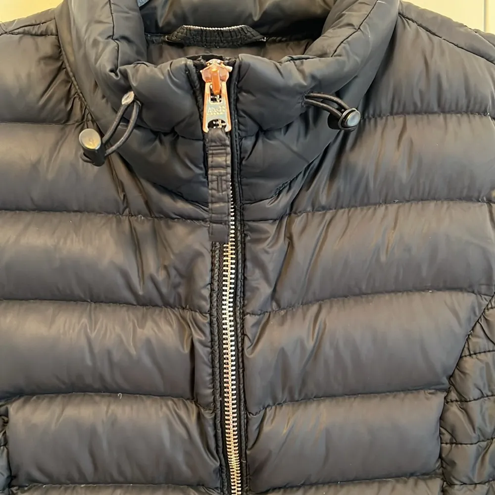 Abercrombie & Fitch Black Quilted Down Series Vest Medium - Image 3