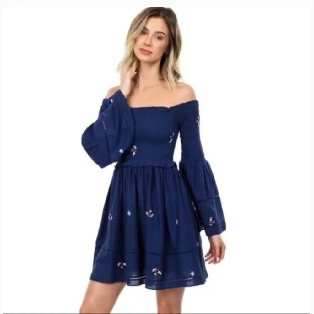 Free People Counting Daisies Bell Sleeve Smocked Top Mini Dress Size XS - Image 2