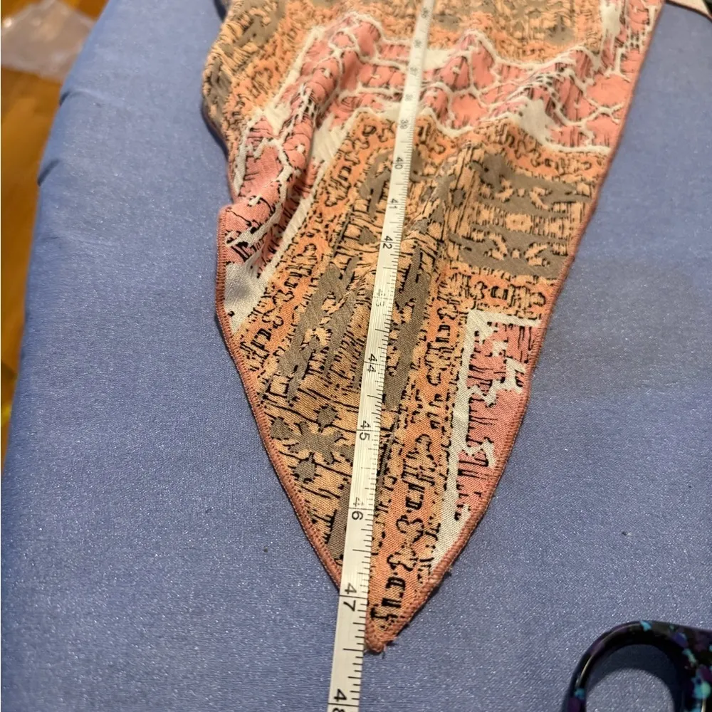 Highland Park Brown and Pink Boho Cape Size L - Image 5