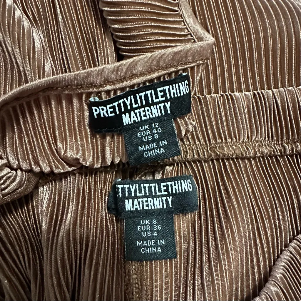 PrettyLittleThing Maternity Plisse Skirt and Crop Top Set Size S/M - Image 10