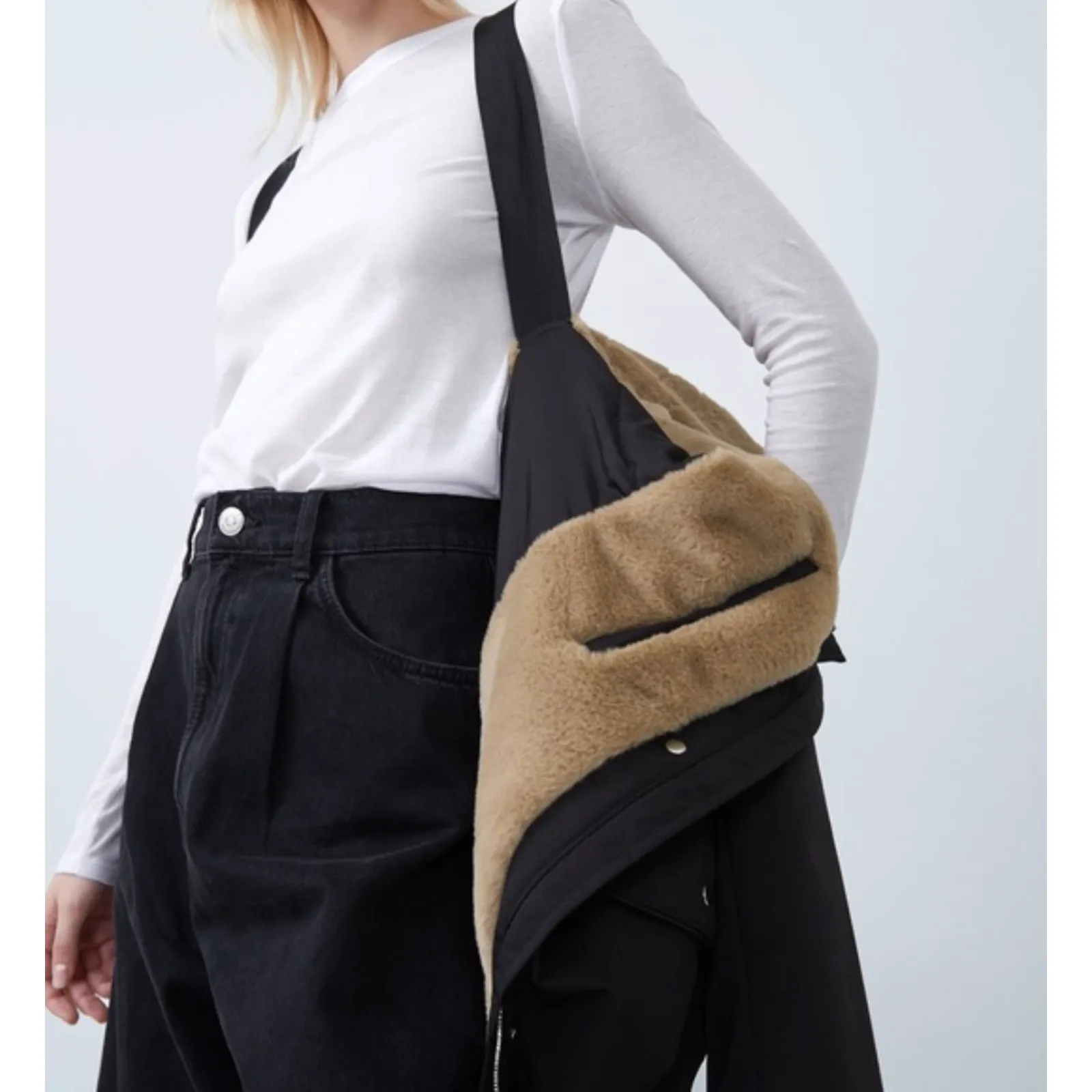 Women's Zara Sorona DuPont Fur Lined Puffer Parka Jacket size L Scandinavian - Image 3