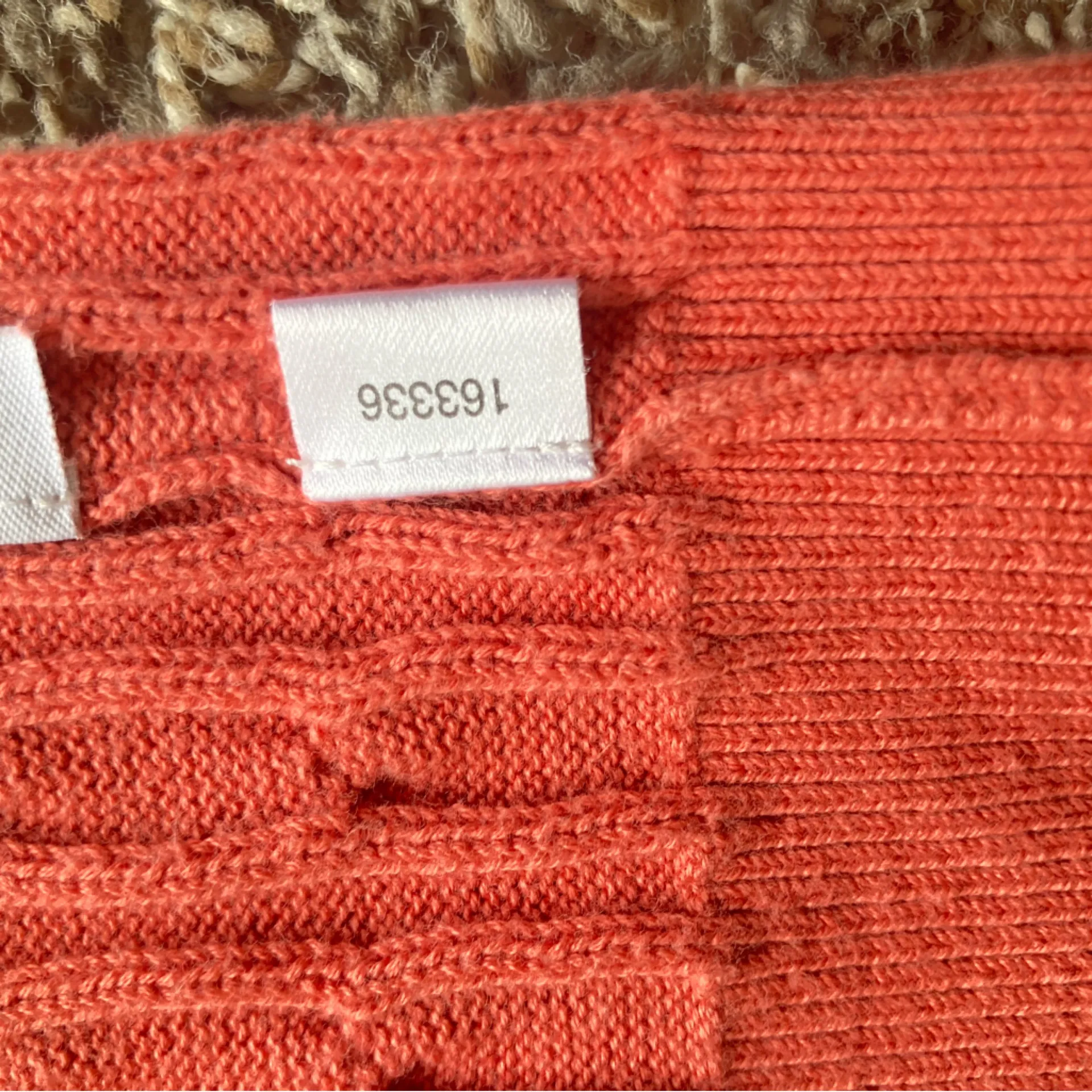 Knit Short Sleeve Sweater Size L - Image 8