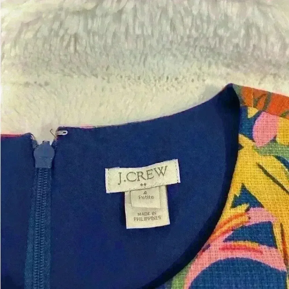 J Crew Floral Pleated Shift Dress $118 Size 4P‎ Bright Blue Pink Green Yellow - Image 4