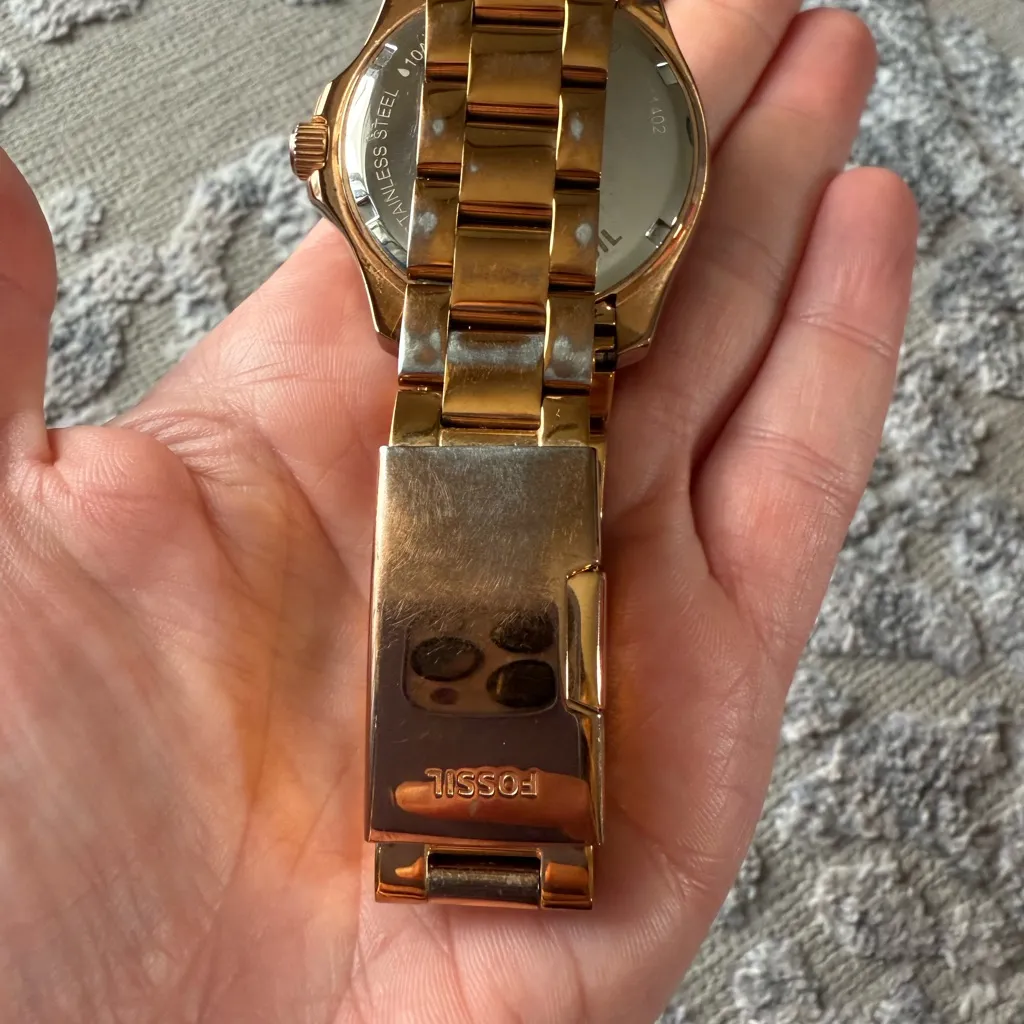 Fossil   Gold Watch with Green Dial - Image 3
