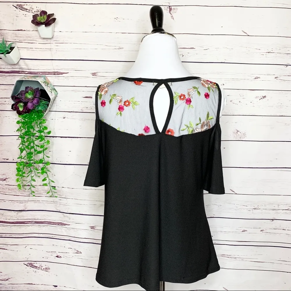 Black Cold Shoulder Top With Sheer Mesh Panel & Embroidered Flowers Size Large - Image 7