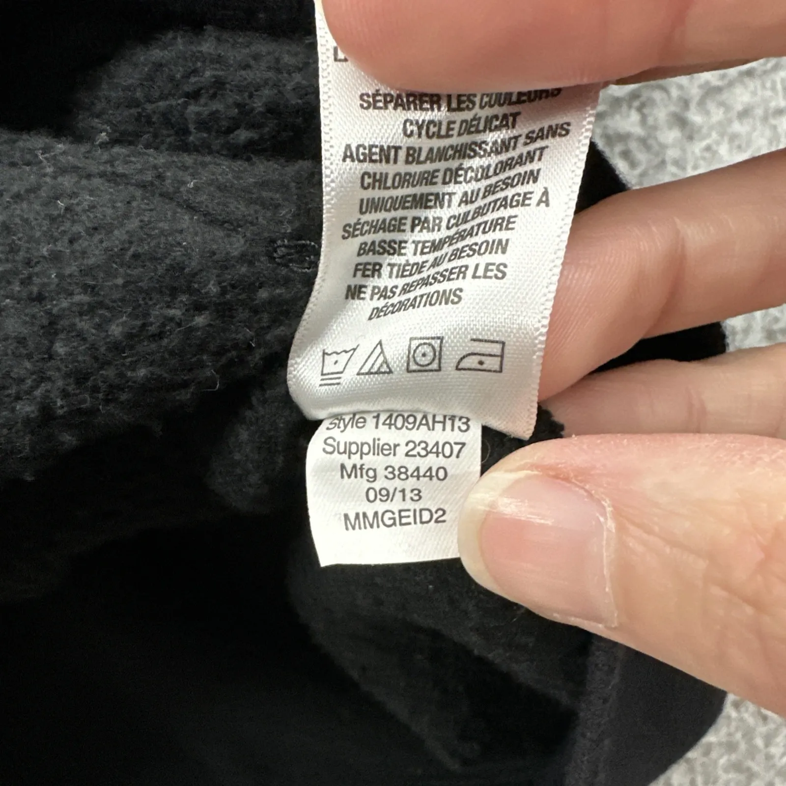 Y2K Aeropostale 87 NY Pullover Hoodie Black Spellout Preppy Woman's Medium - Image 5