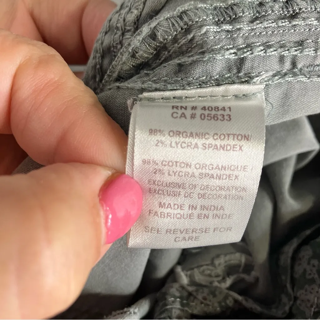 Aventura Y2K‎ organic Cotton gray Capri pants with roll tab hems women’s size 6 - Image 8