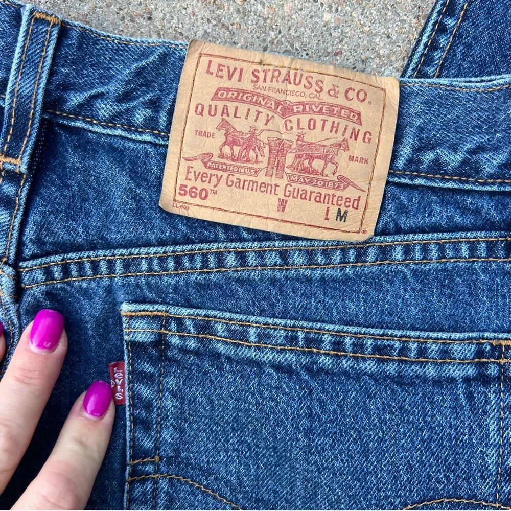 Vintage 90s Levi’s 560 loose fit straight leg women’s mom jeans 14 REG M - Image 4