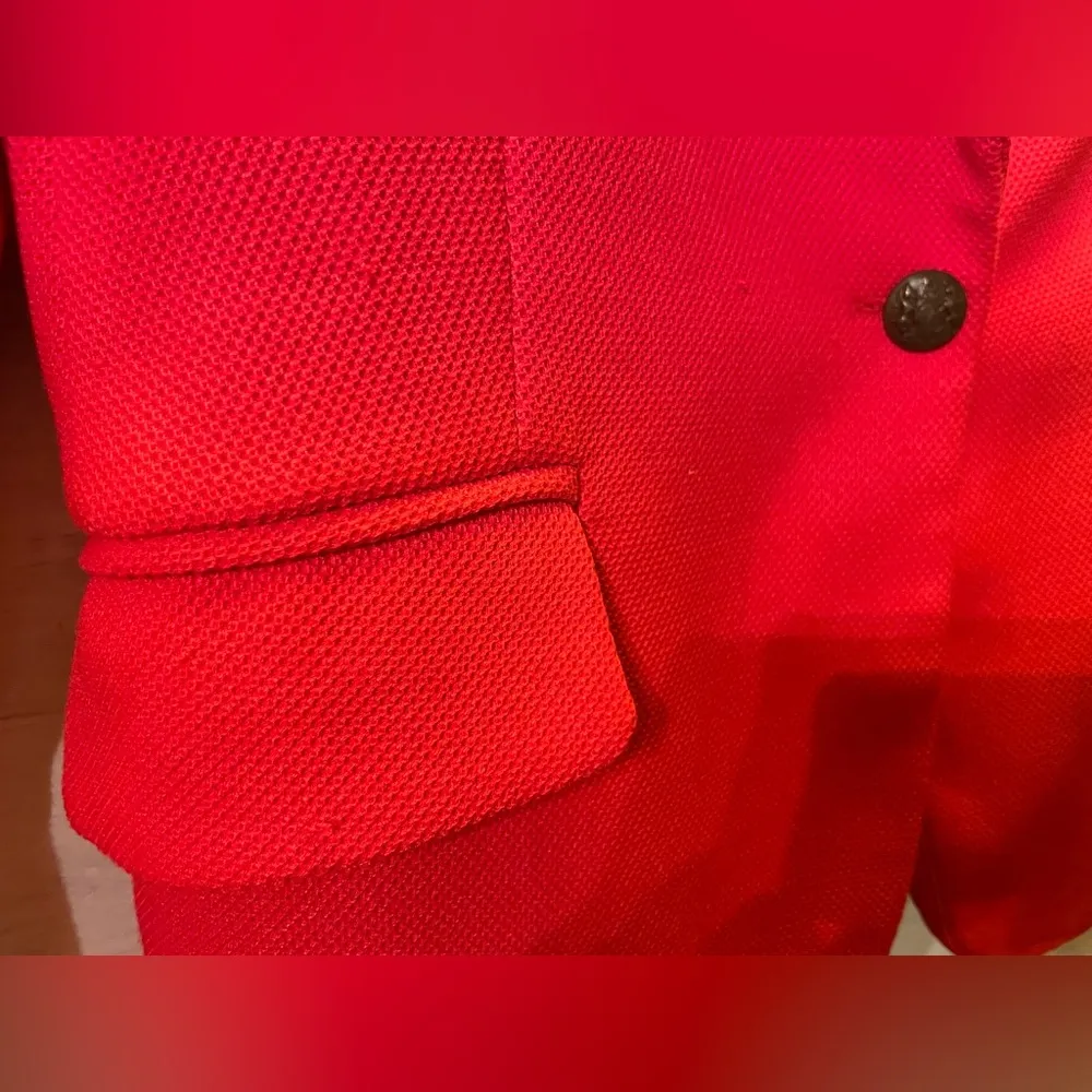 Fenn Wright Manson Beautiful Red Textured One Button Blazer - Image 4