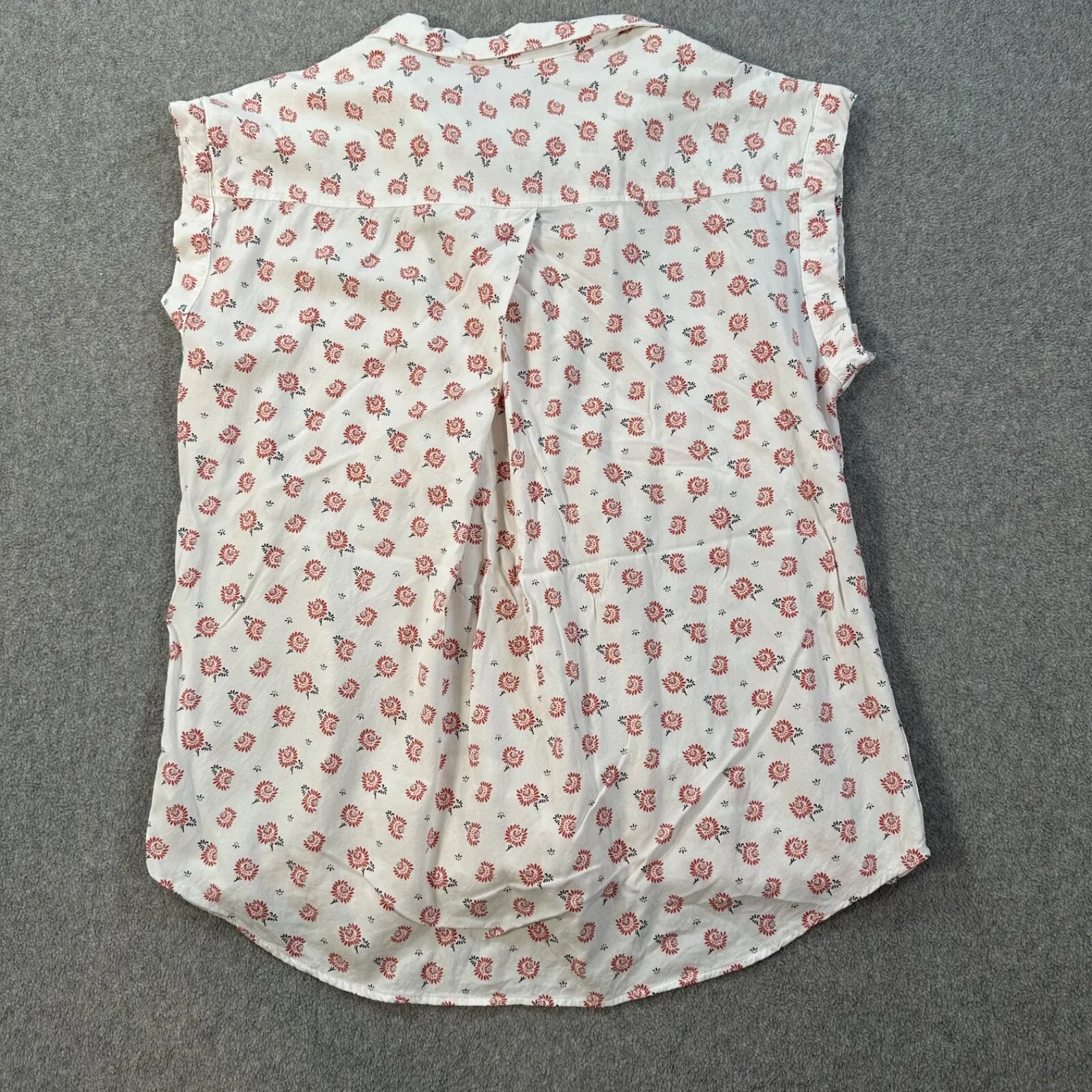 Jachs Girlfriend Button Front Top Women's Medium Cap Sleeve Collared Pockets - Image 7