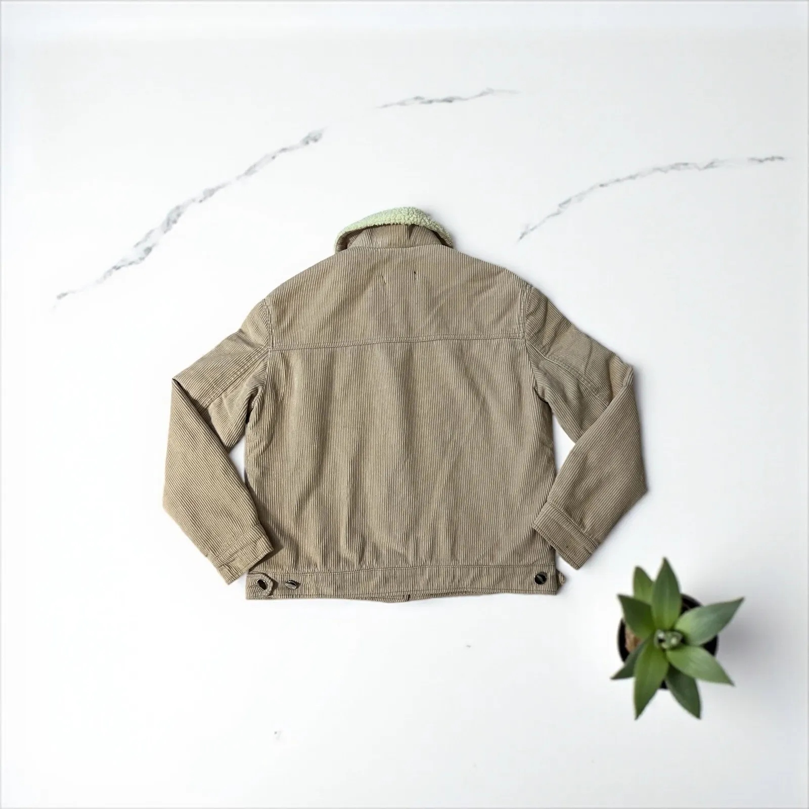 Forever 21 Corduroy Sherpa Jacket Women's Winter Coat Warm Casual XS - Image 3