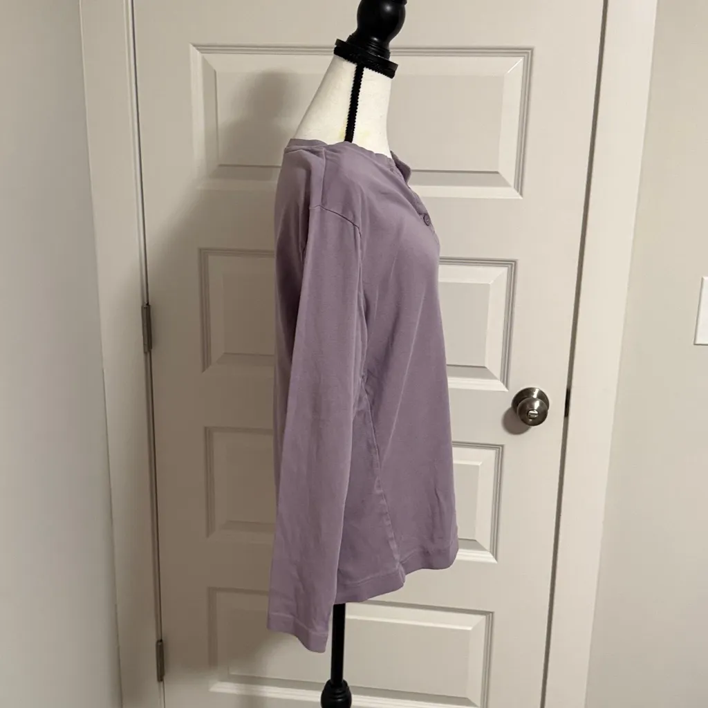 Duluth Trading Co lavender Long Sleeve Shirt with buttons Purple Size XL - Image 3