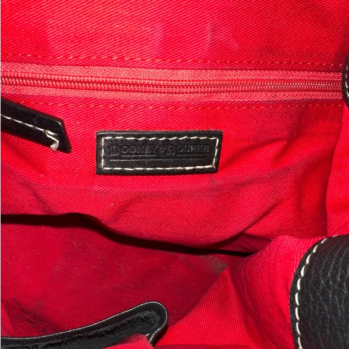 Dooney & Bourke Vintage Black Pebbled Leather Bucket shoulder handbag w dustbag - Image 12