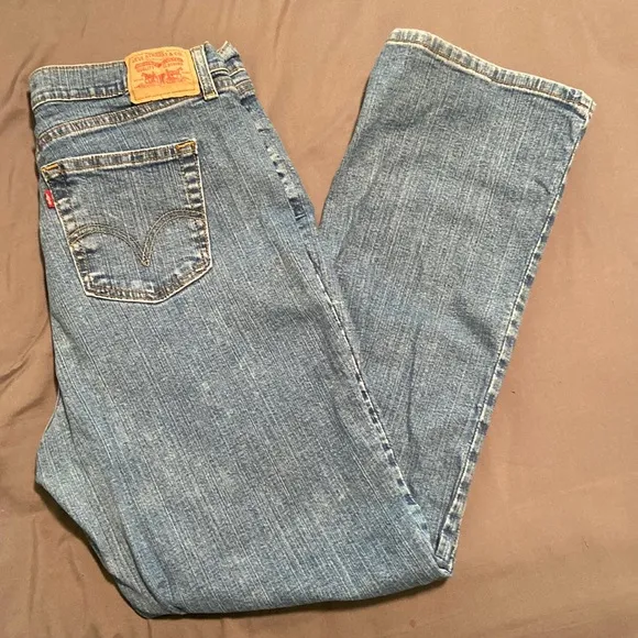 Levi’s 505 Relaxed Bootcut Jeans - Image 2