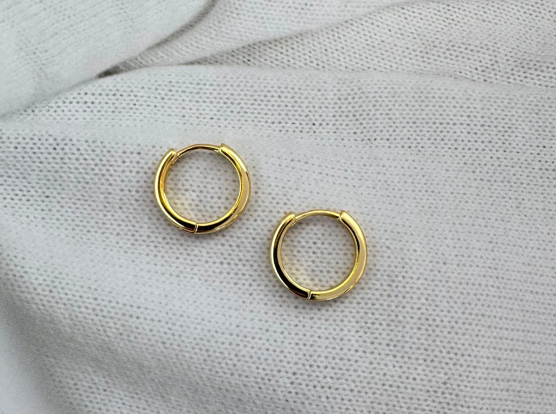 10mm Small Gold Hoop Earrings for Women - Image 2