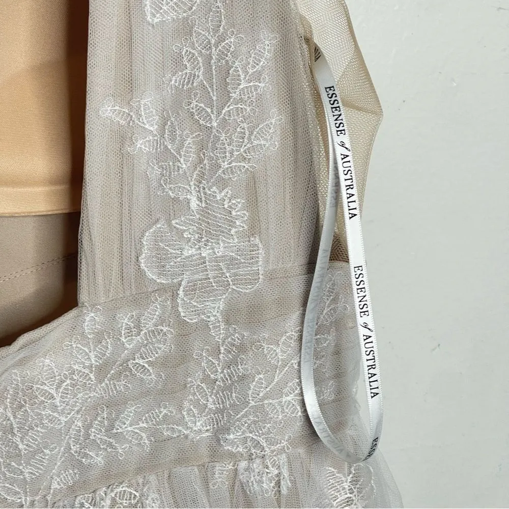 Essense of Australia D3665 Lace Plunging Neckline Grecian Wedding Dress Size 12 Tan - Image 14
