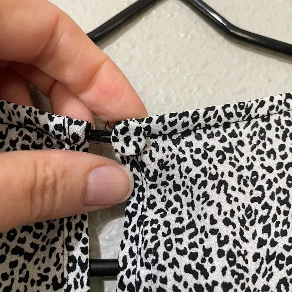 Daniel Rainn DR2 Black & White Cheetah Print Short Sleeve Blouse Womens XS - Image 6