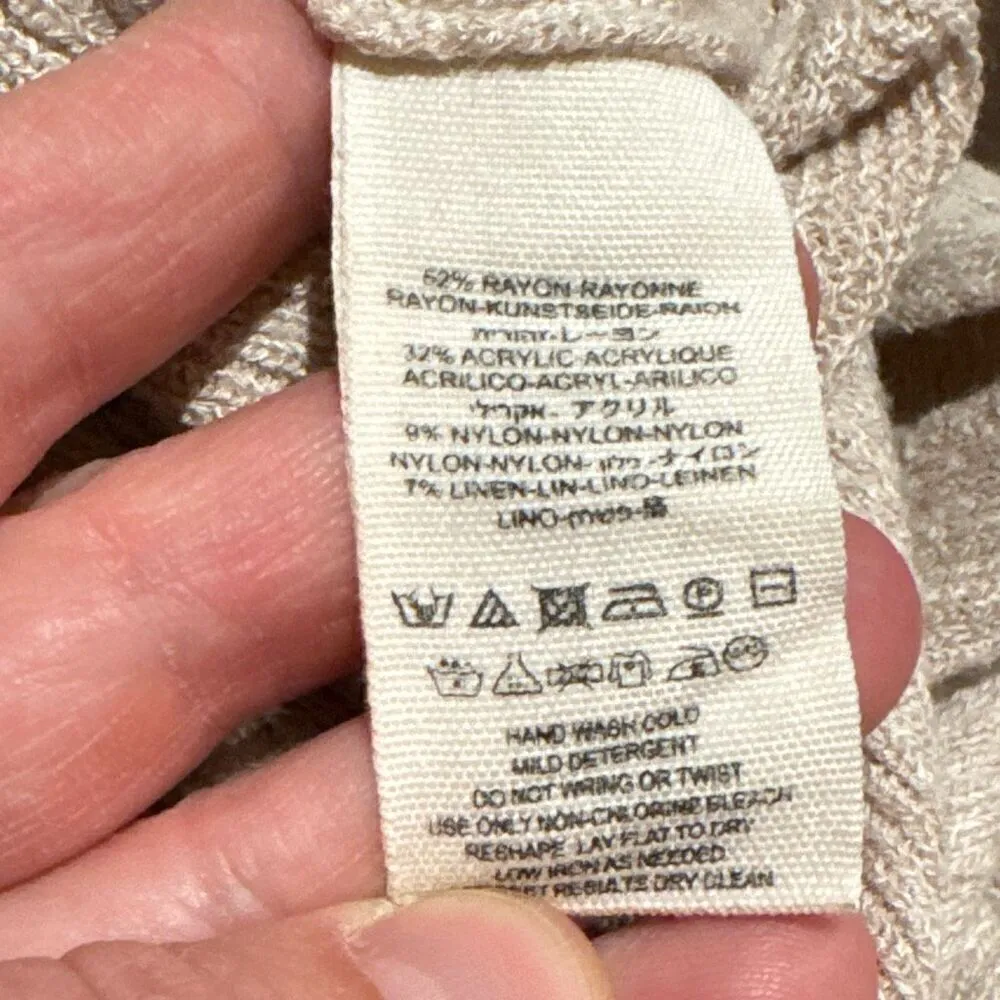 Free People criss cross v neck sweater medium - Image 5