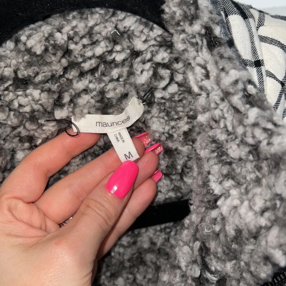 Plaid Sherpa Lined Vest - Image 3