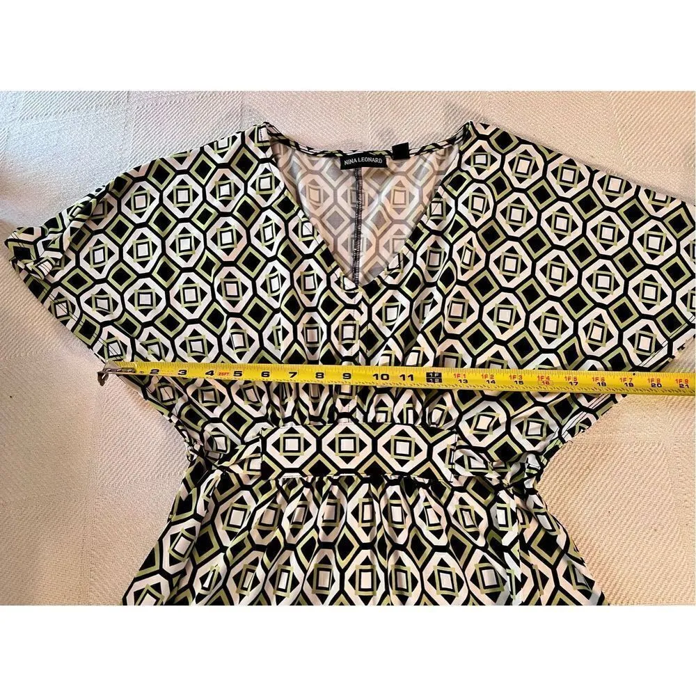 Nina Leonard - Green & Black Geometric Stretch Shift Dress Size Small - Image 4